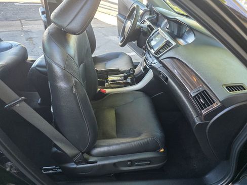 Used 2016 Honda Accord EX-L image 30