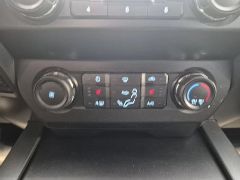 Used 2020 Ford F350 XLT w/ XLT Premium Package AWD/4WD image 37