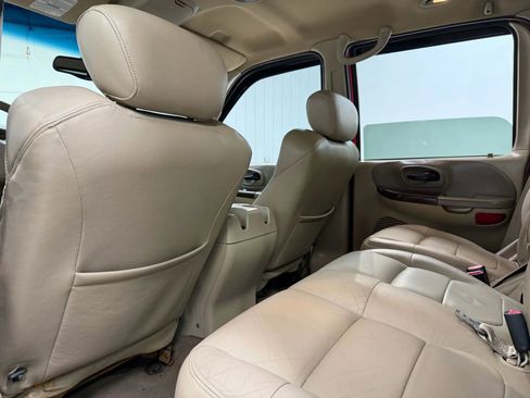 Used 2001 Ford F150 4x4 SuperCrew image 16