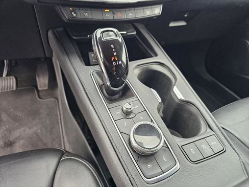 Used 2020 Cadillac XT4 Premium Luxury image 11