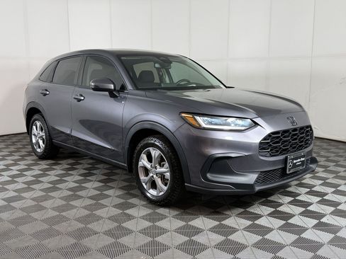 Used 2023 Honda HR-V LX image 7