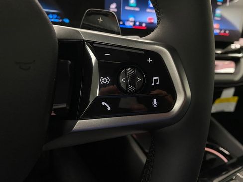 New 2026 BMW 550e xDrive image 17