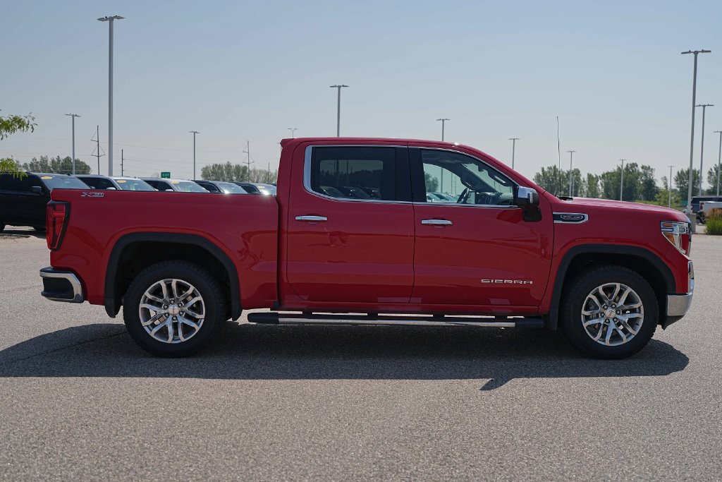 Used 2022 GMC Sierra 1500 SLT w/ SLT Premium Package AWD/4WD image 6