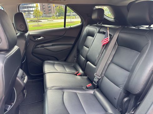 Used 2018 Chevrolet Equinox LT FWD image 13
