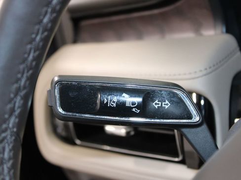 Used 2023 Lincoln Nautilus Reserve w/ Equipment Group 201A image 41