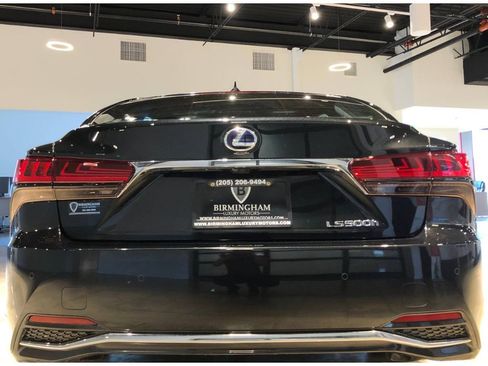 Used 2021 Lexus LS 500h image 14