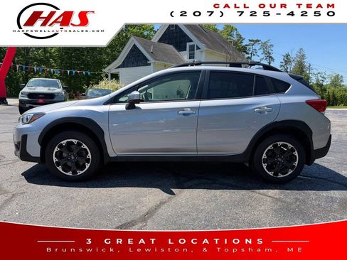 Used 2023 Subaru Crosstrek 2.0i Premium AWD/4WD image 3