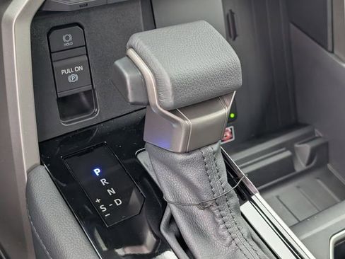 New 2026 Toyota Tundra Limited AWD/4WD image 17
