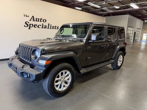 Used 2023 Jeep Wrangler Unlimited Sport AWD/4WD image 1
