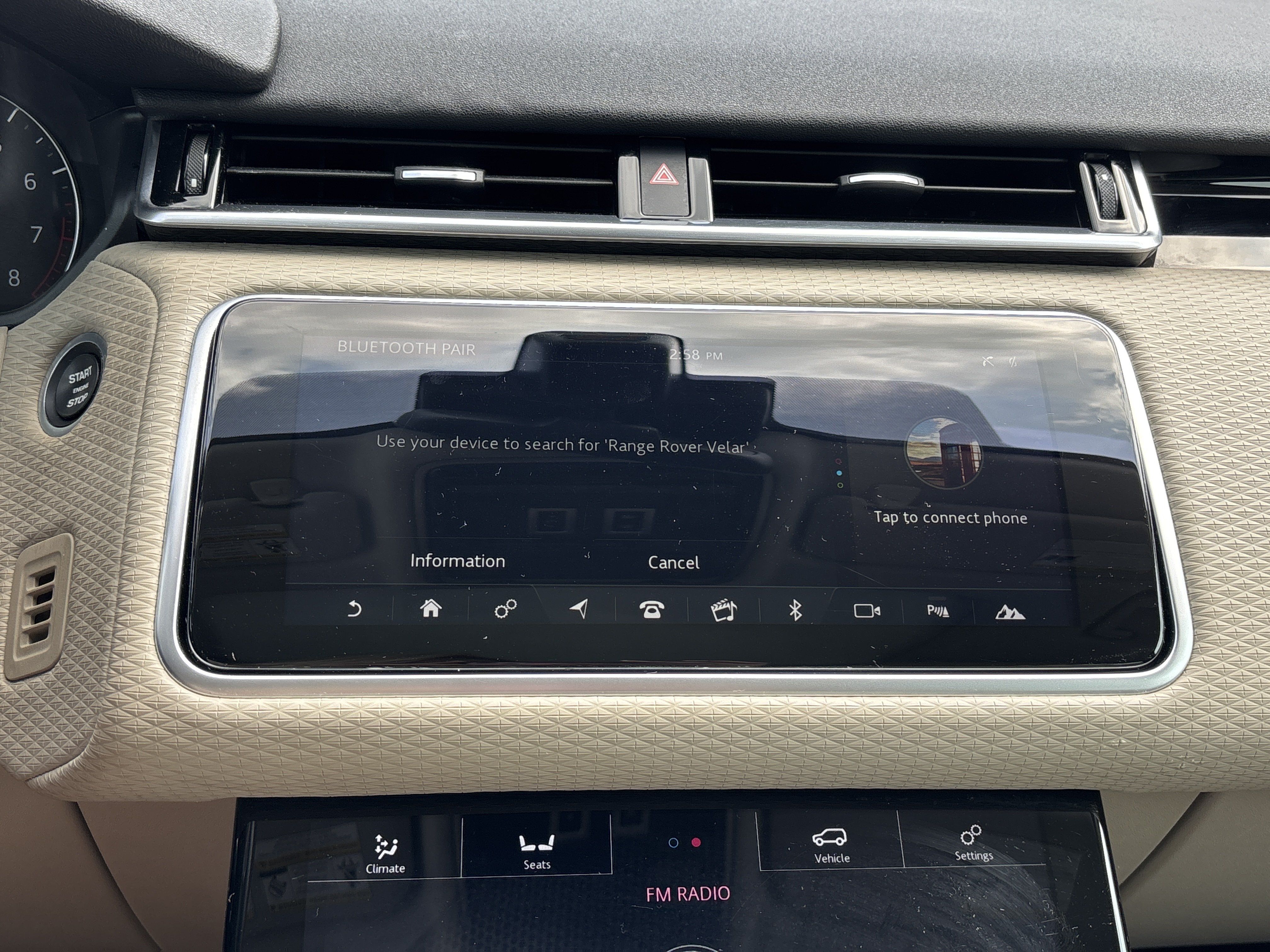Used 2020 Land Rover Range Rover Velar S AWD/4WD image 21