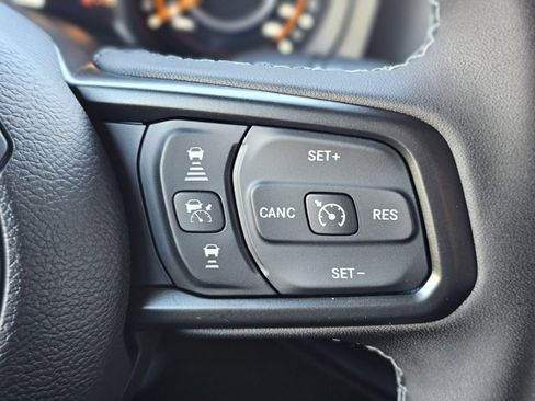 New 2026 Jeep Gladiator Sahara AWD/4WD image 20
