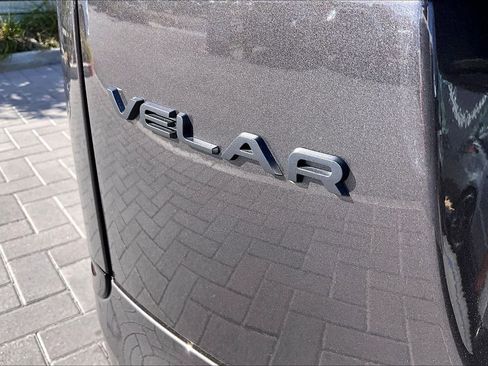 Used 2026 Land Rover Range Rover Velar Dynamic SE AWD/4WD image 8