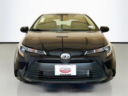 New 2025 Toyota Corolla LE