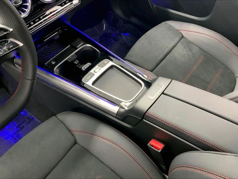 New 2026 Mercedes-Benz GLA 250 image 26