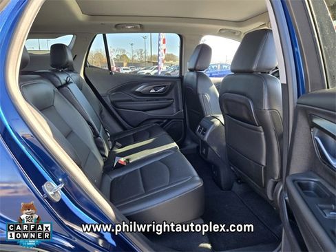 Used 2022 GMC Terrain SLT w/ Infotainment Package II image 19