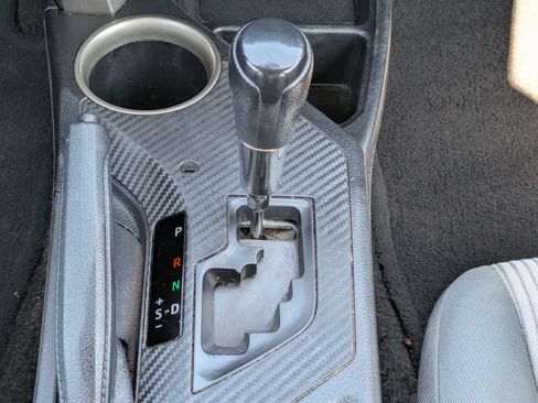 Used 2013 Toyota RAV4 LE FWD image 19