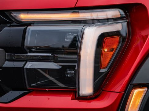 Used 2025 Ford F150 Raptor image 7