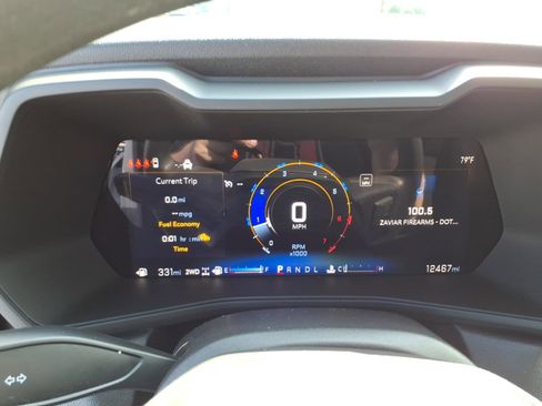 Used 2025 Chevrolet Colorado W/T image 4