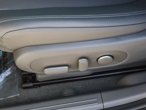 Used 2025 Hyundai Ioniq 5 SEL image 22