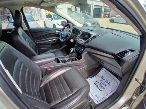 Used 2018 Ford Escape SEL image 14