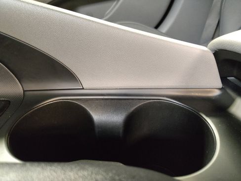 Used 2022 Hyundai Elantra SEL w/ Cargo Package image 26