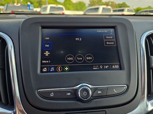 Used 2024 Chevrolet Equinox LT image 30