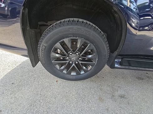 Used 2020 Lexus GX 460 Premium w/ Premium Package AWD/4WD image 4