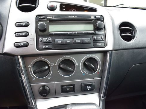 Used 2008 Toyota Matrix XR image 25