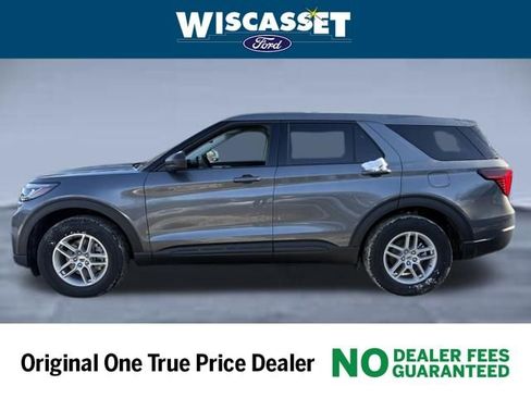 New 2026 Ford Explorer Active image 2