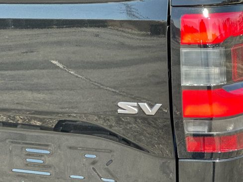 Used 2022 Nissan Frontier SV w/ SV Premium Package RWD image 24
