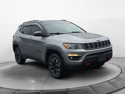 Used 2020 Jeep Compass Trailhawk AWD/4WD image 7