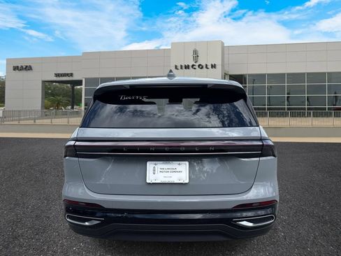 New 2026 Lincoln Nautilus Premier AWD/4WD image 4