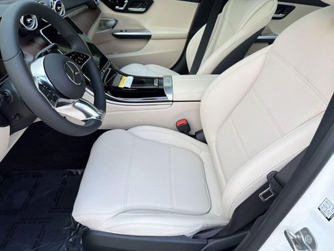 New 2026 Mercedes-Benz C 300 Sedan image 5