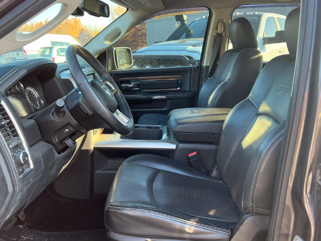 Used 2015 RAM 1500 Laramie w/ Convenience Group AWD/4WD image 7