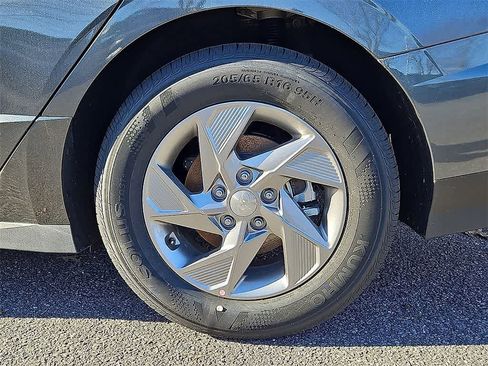 New 2026 Hyundai Sonata SE FWD image 7