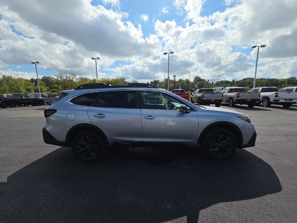 Used 2022 Subaru Outback Onyx Edition XT AWD/4WD image 9