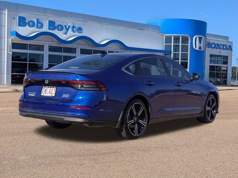 Certified 2023 Honda Accord Sport image 8