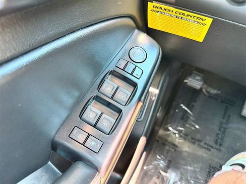 Used 2018 Chevrolet Tahoe LT AWD/4WD image 9