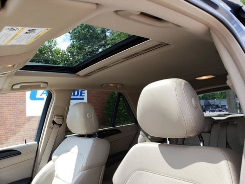 Used 2014 Mercedes-Benz ML 350 4MATIC image 10