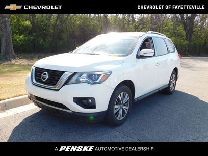 Used 2020 Nissan Pathfinder SV