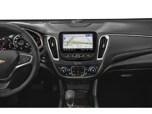 Used 2024 Chevrolet Malibu LT image 13