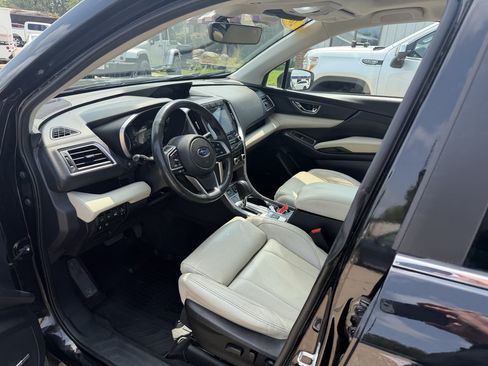 Used 2022 Subaru Ascent Limited w/ Technology Package AWD/4WD image 12