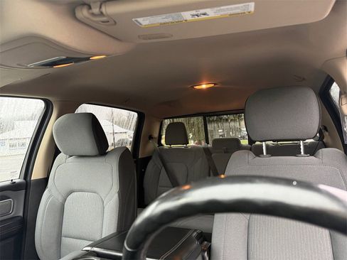 Used 2019 RAM 1500 Big Horn image 25