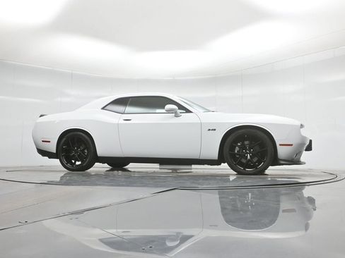 Used 2023 Dodge Challenger R/T image 4