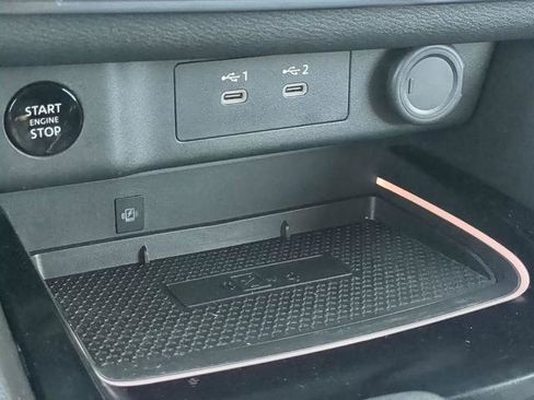 Certified 2025 Nissan Rogue SL w/ Tech Package FWD image 23