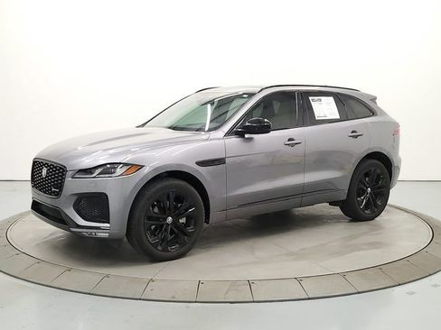 Used 2025 Jaguar F-PACE R-Dynamic S image 3