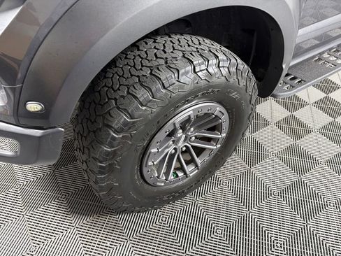Certified 2019 Ford F150 Raptor w/ Equipment Group 802A Luxury AWD/4WD image 9