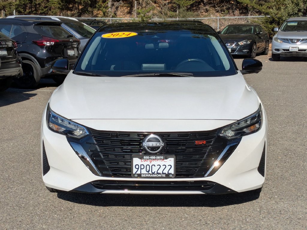 Used 2024 Nissan Sentra SR w/ SR Premium Package FWD image 3