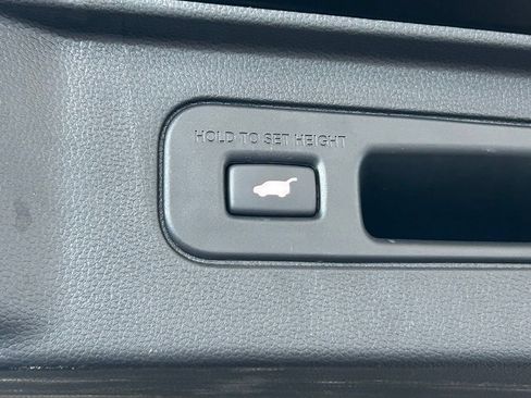 Used 2023 Honda Pilot EX-L image 47