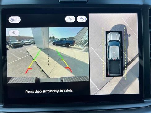 New 2025 Ford F250 Lariat w/ Black Appearance Package image 12